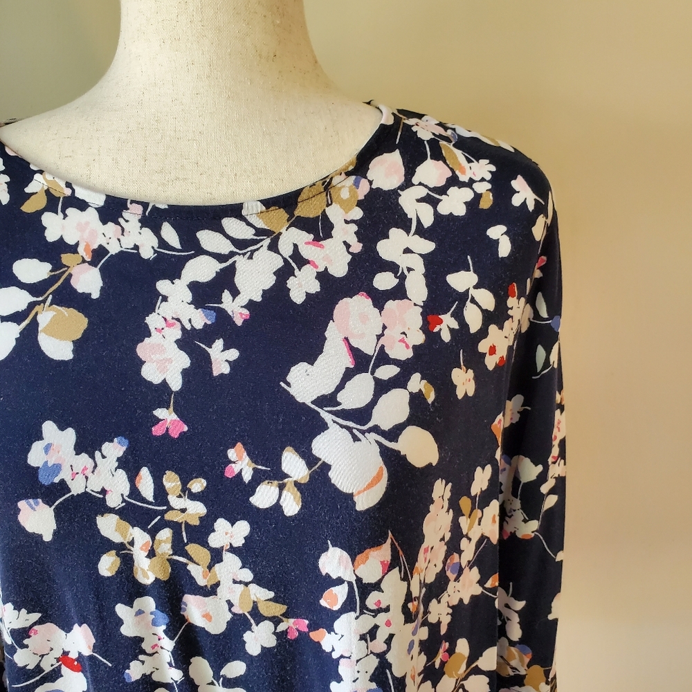 J. Jill Medium Petite Navy Floral Casual Blouse Top - Picture 3 of 14